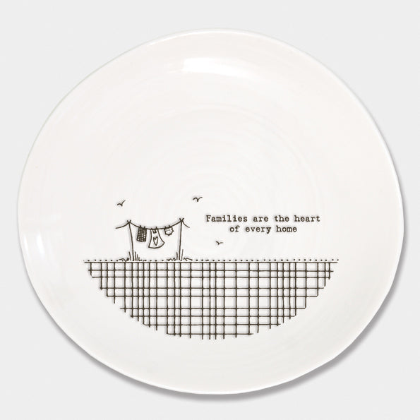 Cross hatch plate - Families are the heart of every home