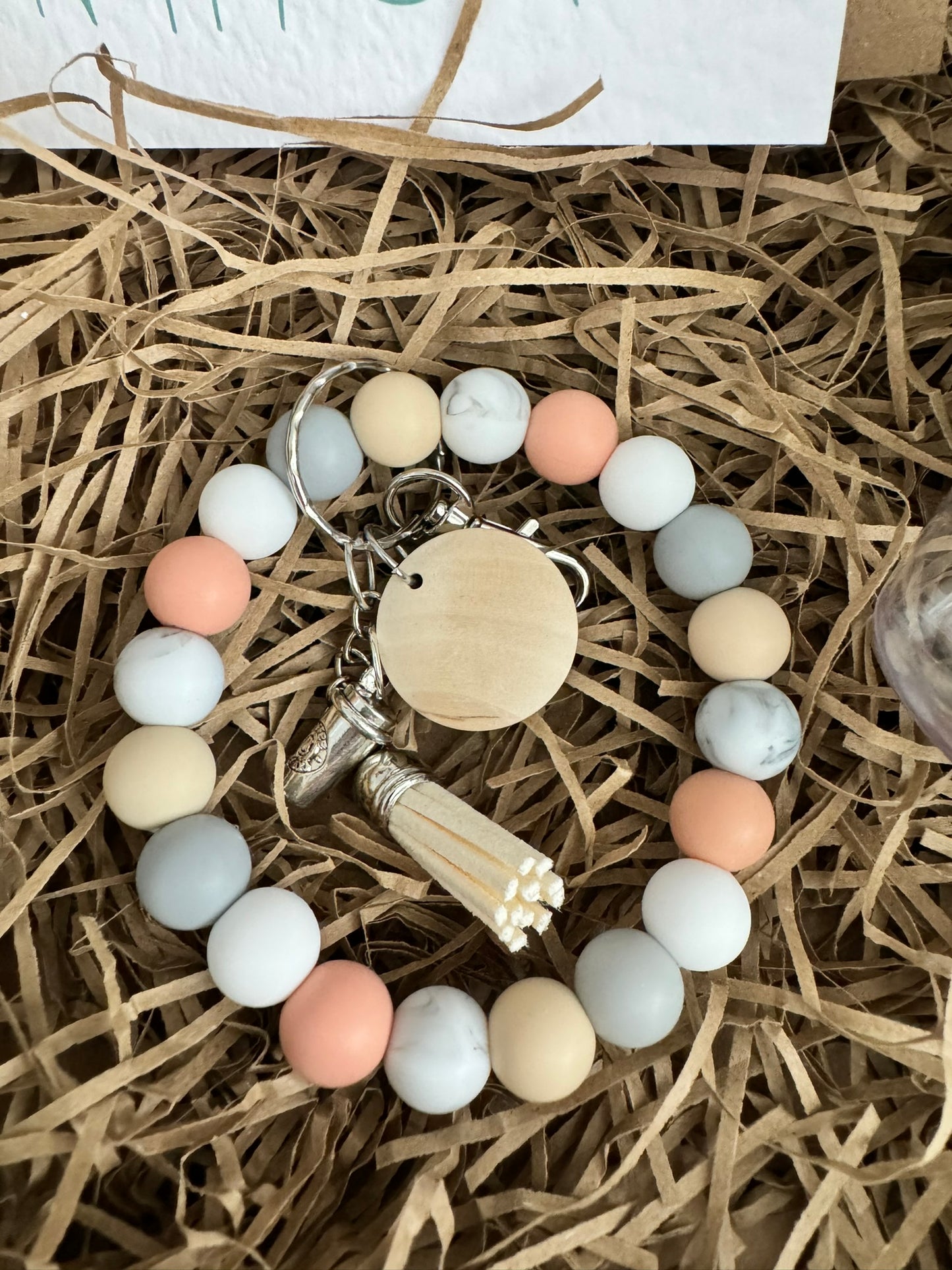 EASTER WATER BOTTLE AND SILICON BEAD WRISTLET GIFT SET