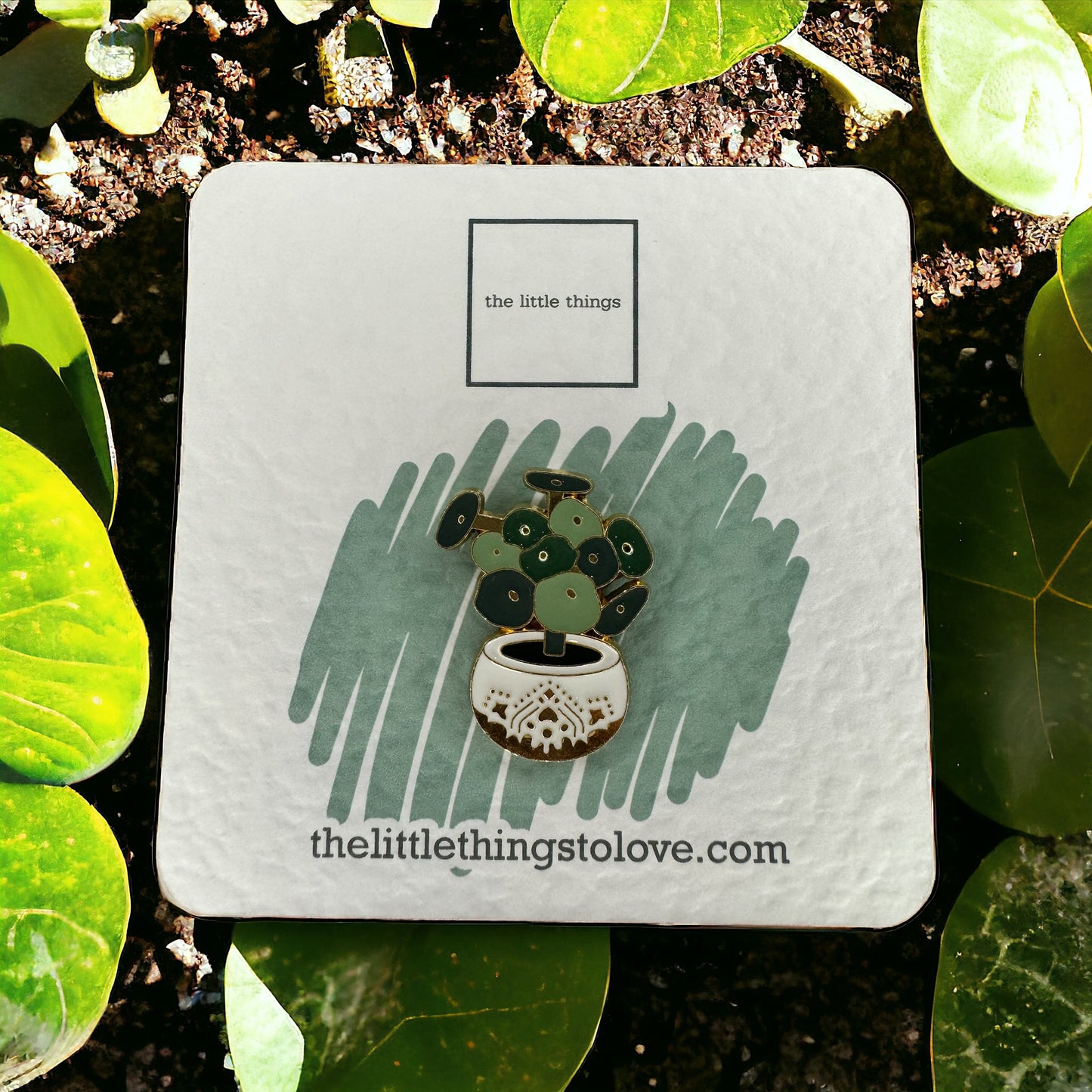 Enamel pin - PLANT